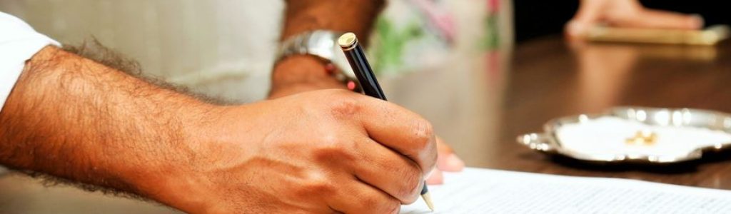 Escrituras, compraventas y partición de bienes